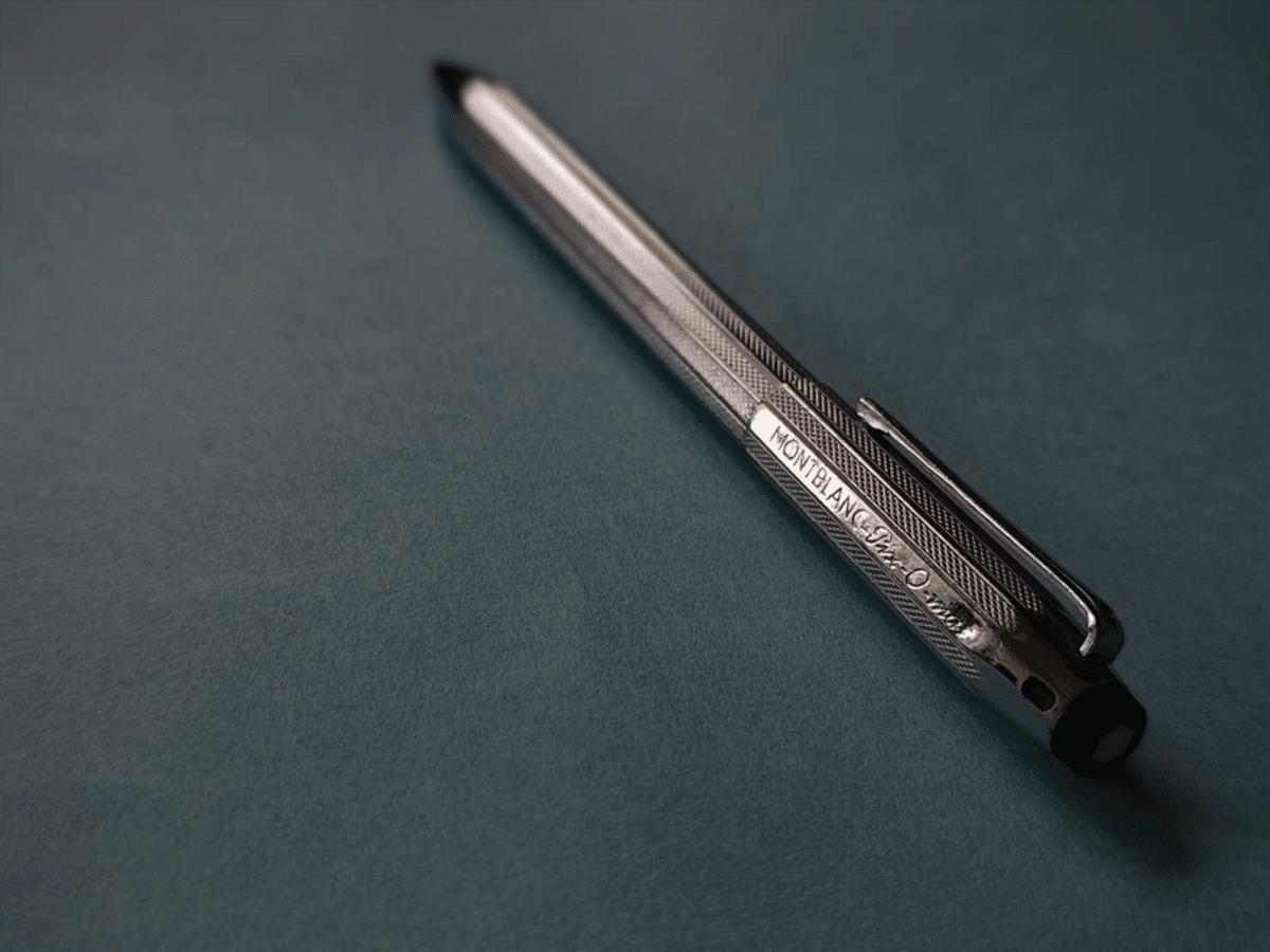 極美品　montblanc Pix-O-mat 4色ボールペン　振り子式 極美品 montblanc Pix-O-mat 4色ボールペン 振り子式 - メルカリ