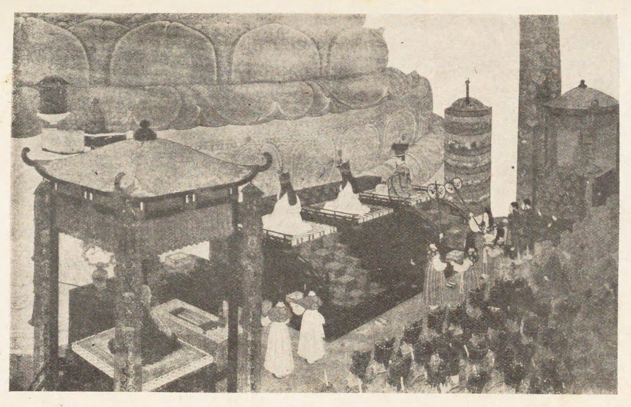 奈良の大仏(東大寺の盧舎那仏像)を造立するために、聖武天皇によって出