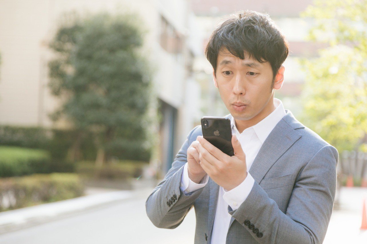 若作りしても 離して見るスマホ お題 煩悩 凛 川柳投稿まるせん Note 若作りしても 離して見るスマホ お題 煩悩 凛 川柳投稿まるせん Note