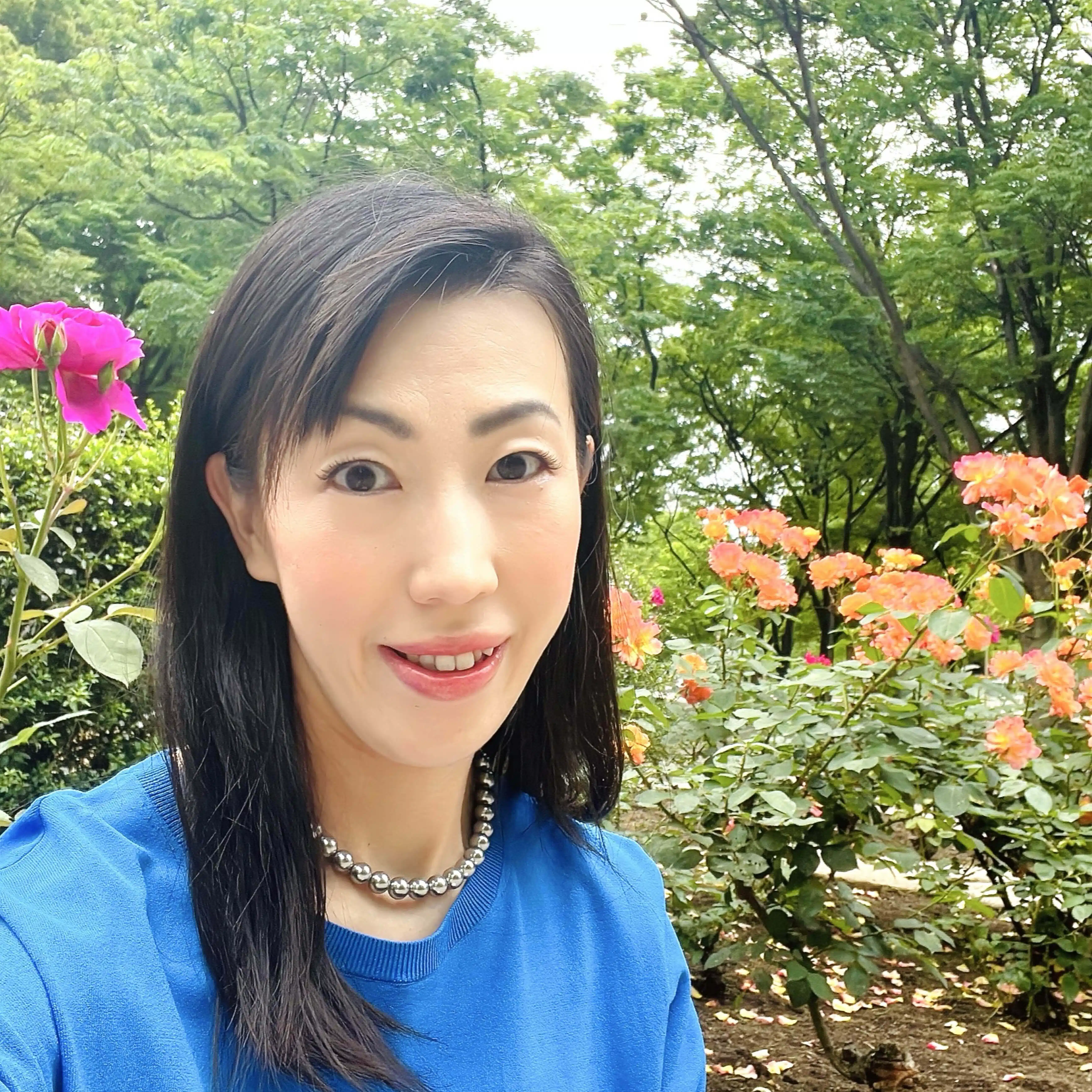 イベントMC・ハンドメイドアクセサリー作家　飯田 麻紀子