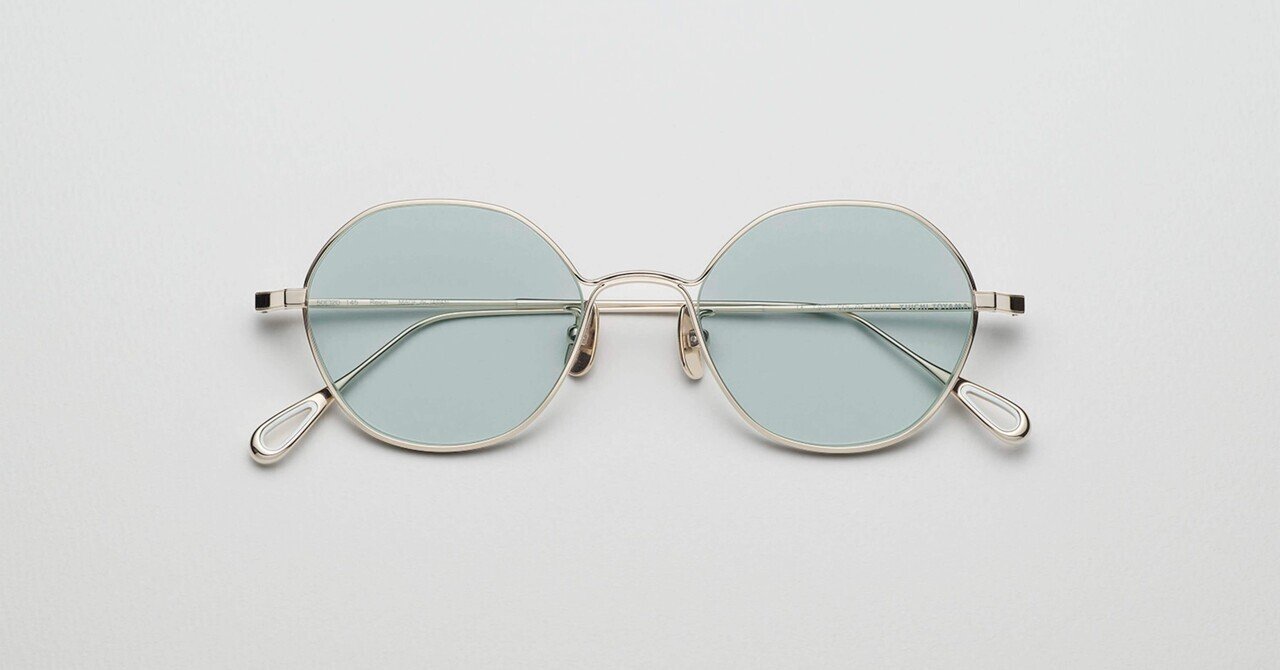 小物 Yuichi Toyama mobile A - White gold 小物 Yuichi Toyama mobile A - White gold 小物 Yuichi Toyama mobile