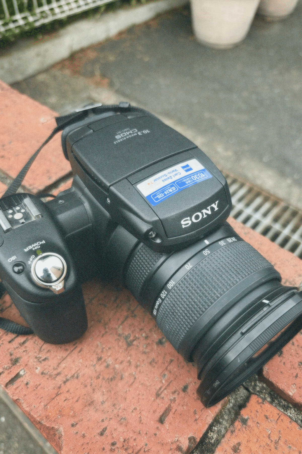 17年ものオールドデジカメ！ SONY DSC-R1 を借りたのでレビュー