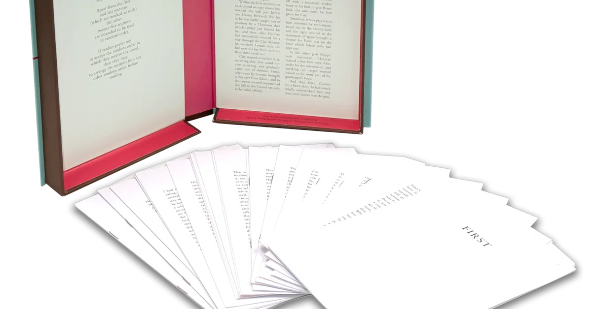どの順番で読むかはあなた次第。27のパーツからなる箱入り小説!? B