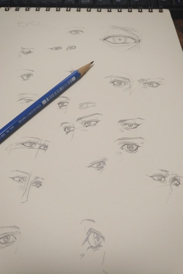 め こういう練習はスケッチブックに鉛筆でガシガシ描く方がやりやすい こだえむ Note