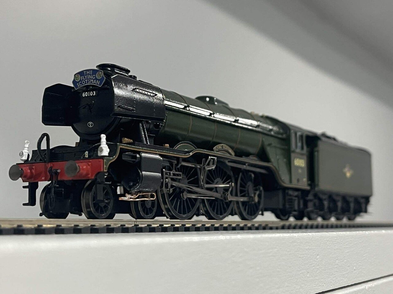 鉄道模型　イギリスの蒸気機関車の模型2 鉄道模型 イギリス Mainline 蒸気機関車 LINER BLACK LIVERY N2