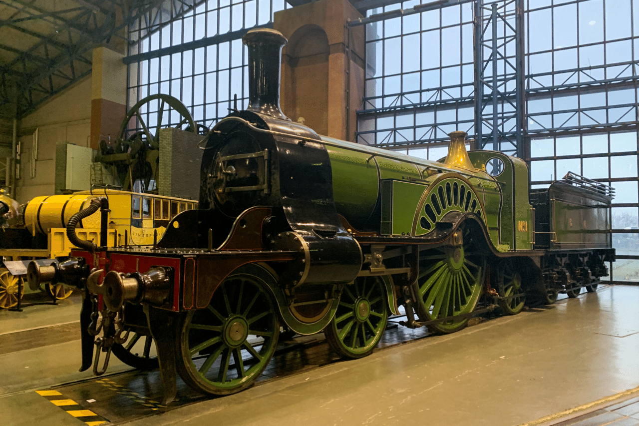 美しい機関車がいっぱい！ヨーク国立鉄道博物館解説2｜Taiju