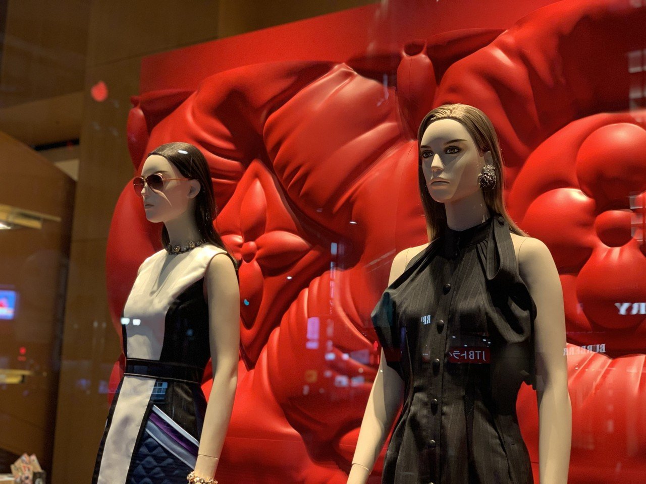 派手な服を着ても恥ずかしくない自分でありたい 自問自答ファッション通信 あきや あさみ Note 派手な服を着ても恥ずかしくない自分でありたい 自問自答ファッション通信 あきや あさみ Note