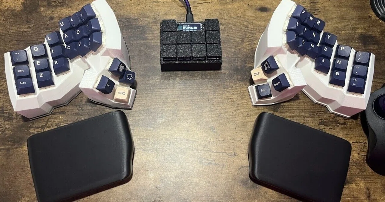 自作キーボード P3D Plasticity 3Dプリントでエルゴノミック(？)キーボードを作った話 - ぴろりのくせ