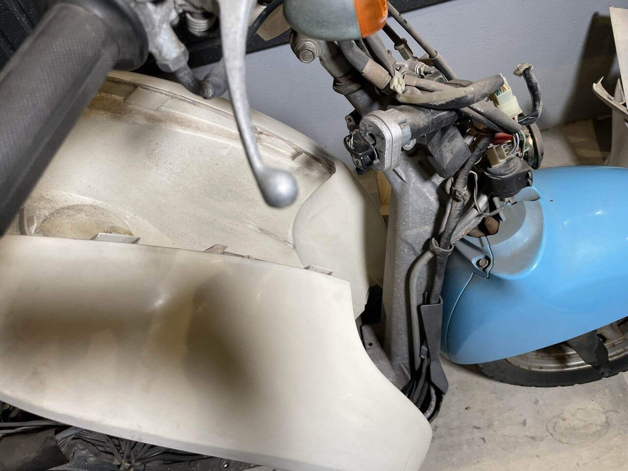 DIY保存版】クレアスクーピーのカスタム&レストアを2万円ちょっとの