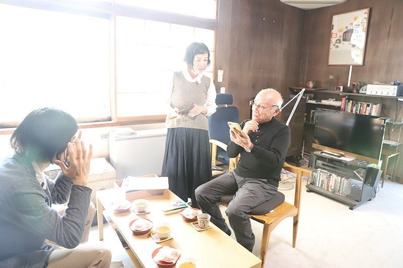 ひまのつめあわせ 入江家の本 遊と暇 刊行記念 ひまと幸せの暮らし学 フクダカヨ 入江英樹 谷川俊太郎 トークイベント Iriephoto 入江英樹の写真 Note ひまのつめあわせ 入江家の本 遊と暇 刊行記念 ひまと幸せの暮らし学 フクダカヨ 入江英樹 谷川俊太郎 トークイベント Iriephoto 入江英樹の写真 Note