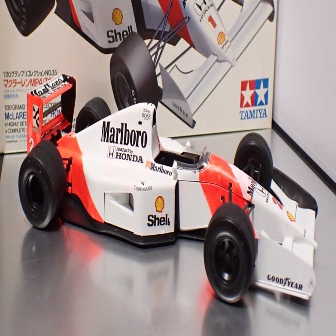 McLaren MP4シリーズ プラモデルセット　タミヤ Amazon.com: タミヤ 1/20 マクラーレンMP4/13 日本GP (1／20