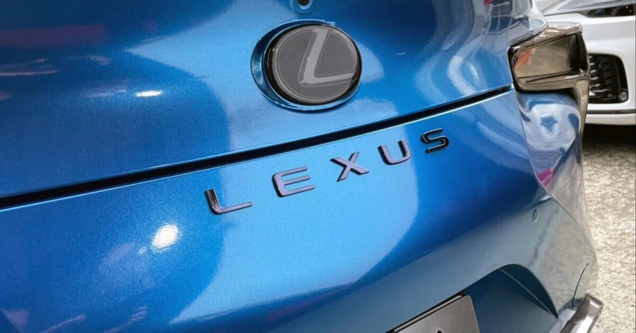 あれ？！LEXUSロゴ！ 魅惑のオパールレクサスLC♬｜Grazio&Co.社長日記2.0