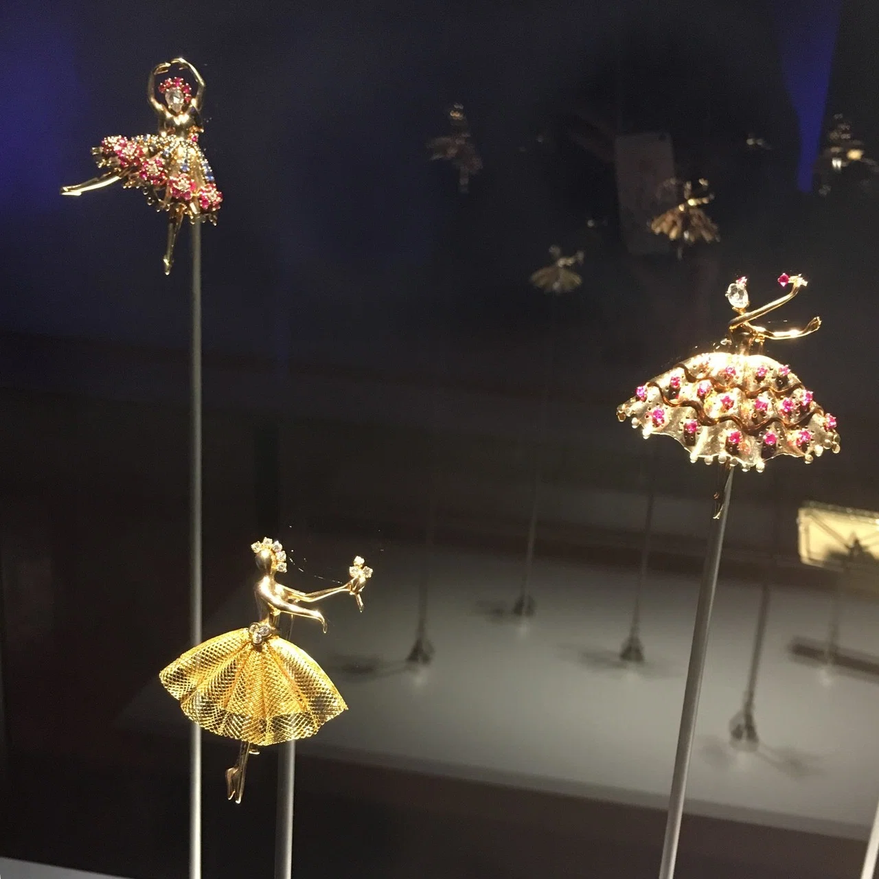 ヴァンクリーフ&アーペル：時、自然、愛（Van Cleef & Arpels: Time