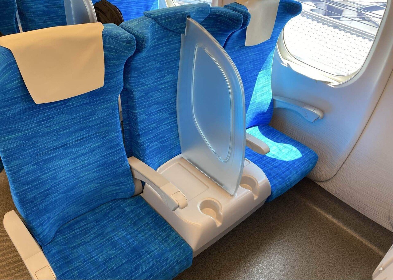 東海道新幹線の“特別シート”2種を徹底解説｜S Work Pシート vs