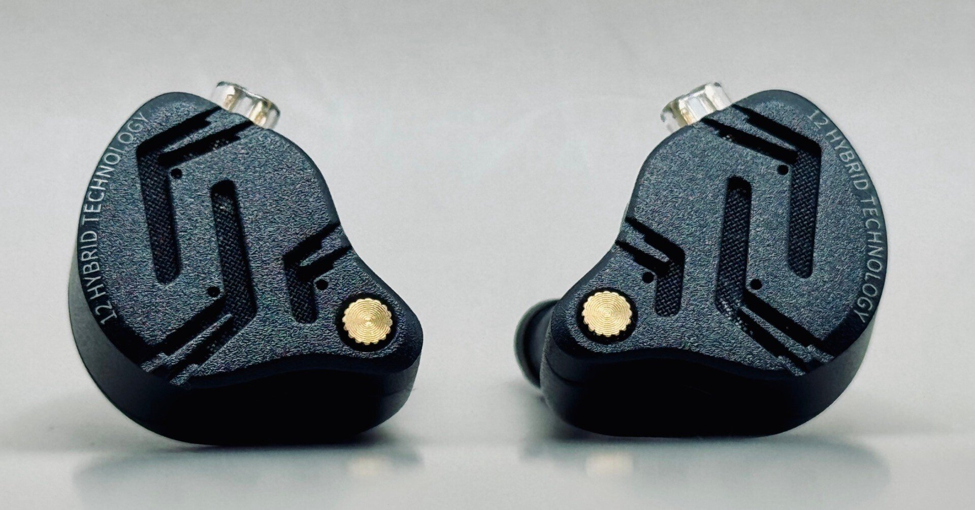 KZ ZS12 PRO Xのレビュー｜ラルフ・ヒンクリー