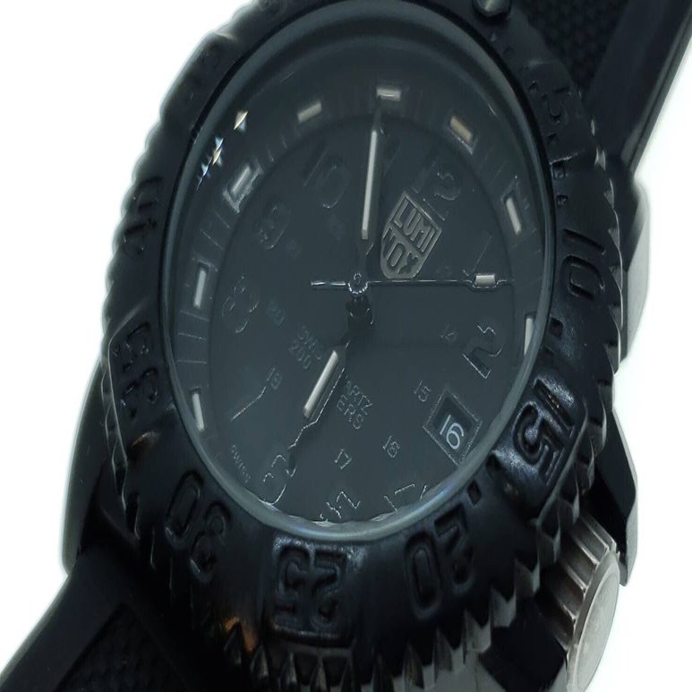 ルミノックス　（電池切れ・ベルトなし LUMINOX（ルミノックス）の電池交換：迅速・安全・手頃な価格のサービス