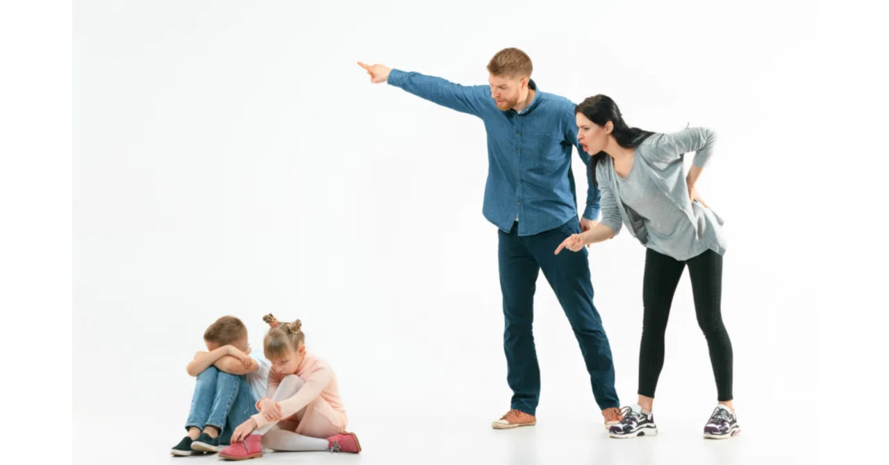 しつけだから仕方ない？叩く、怒鳴ることで子どもが学んでしまうこと｜育児が変わる！ママの笑顔で子どもも変わる！ 