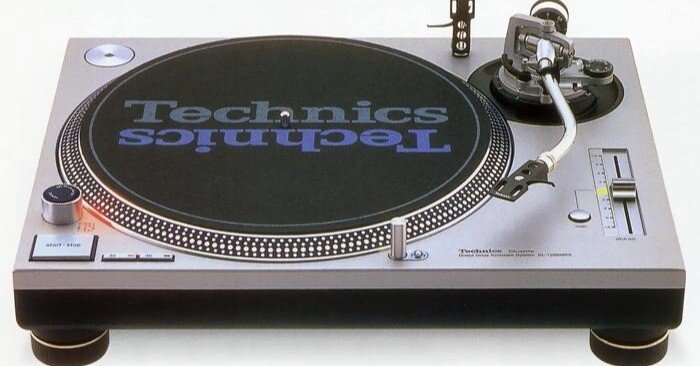 レア☆手回しレコード☆アンティーク レコードプレーヤーを手回しして遊ぶ｜山崎雅弘