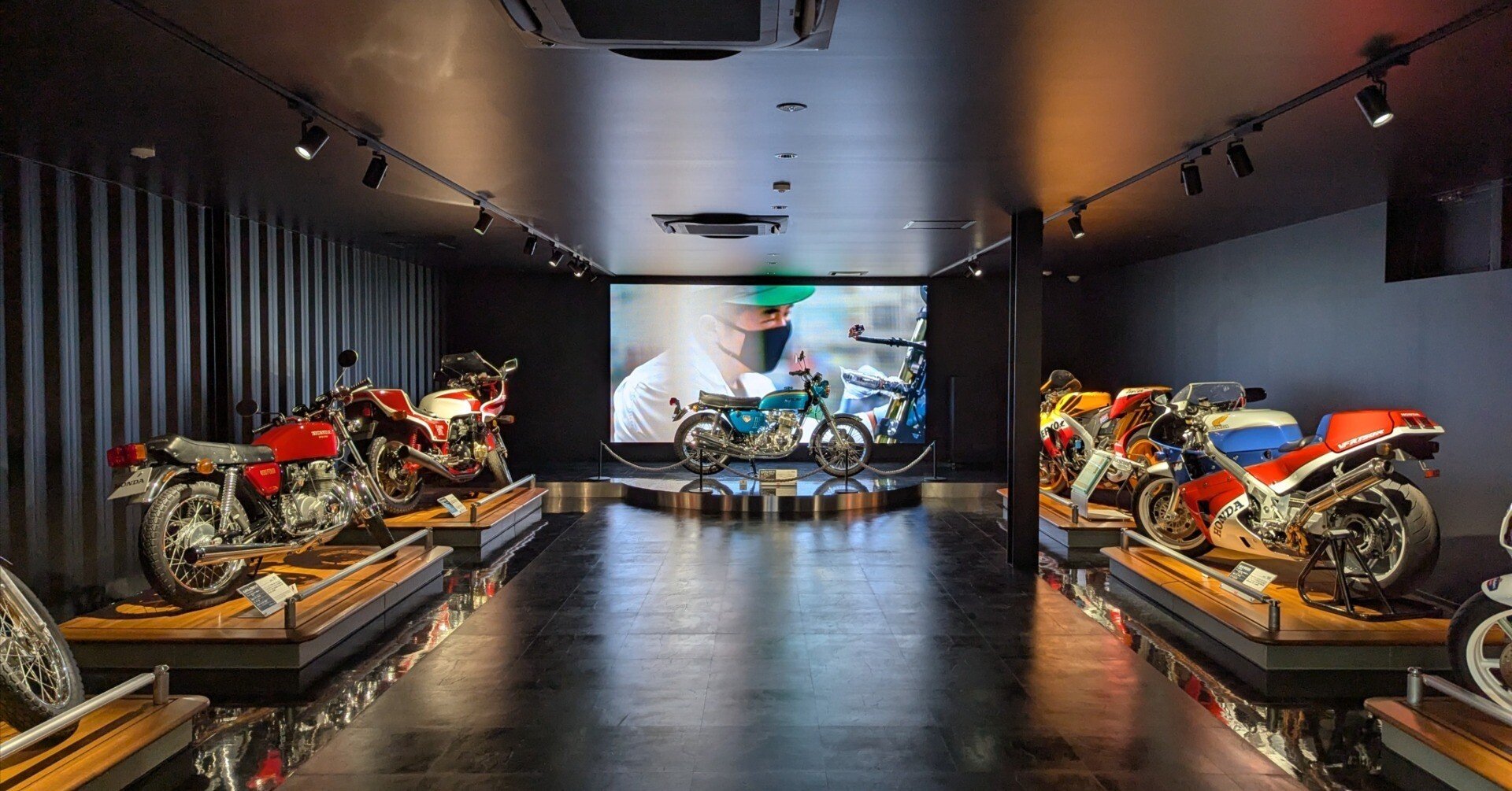 3a94eb079a243d5a400943afb82203