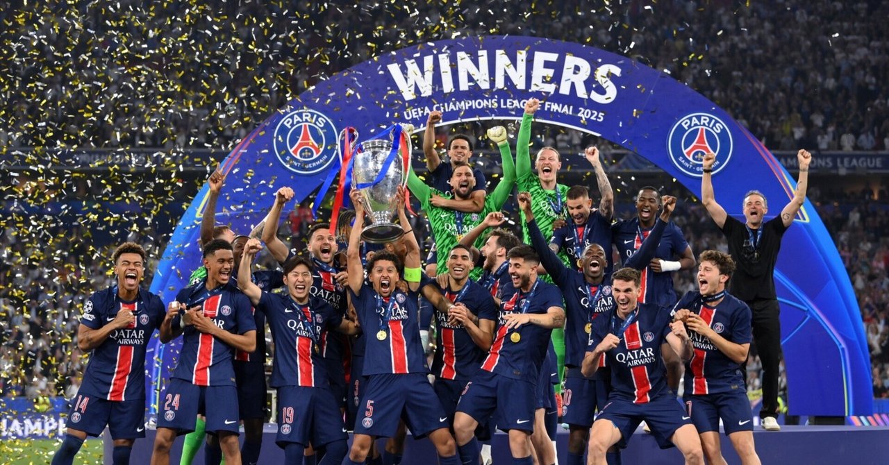 歴代UEFAチャンピオンズリーグ(2003~2011)、Finalピンバッジ UEFA Champions League UEFAチャンピオンズリーグ ビックイヤー
