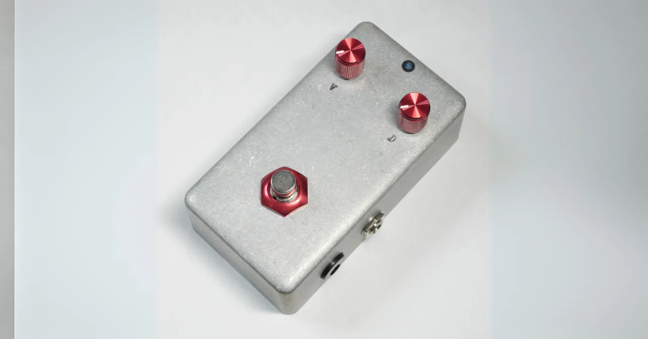 AKAI  Shred-O-Matic(真空管オーバードライブ) シンプルなのに奥深い！RED VALVEが届けるオーバードライブ・サウンド