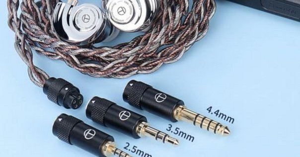 日本最級 TRN Pro+(Plus)はあえて「樹脂筐体」を採用しなおした、手に VX イヤホン