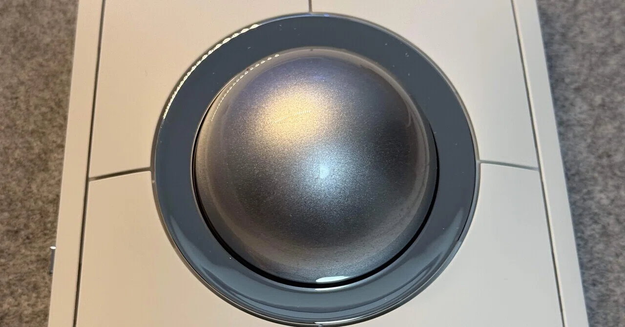 I bought the Kensington SlimBlade Pro EQ trackball｜丘乃上にゃむ