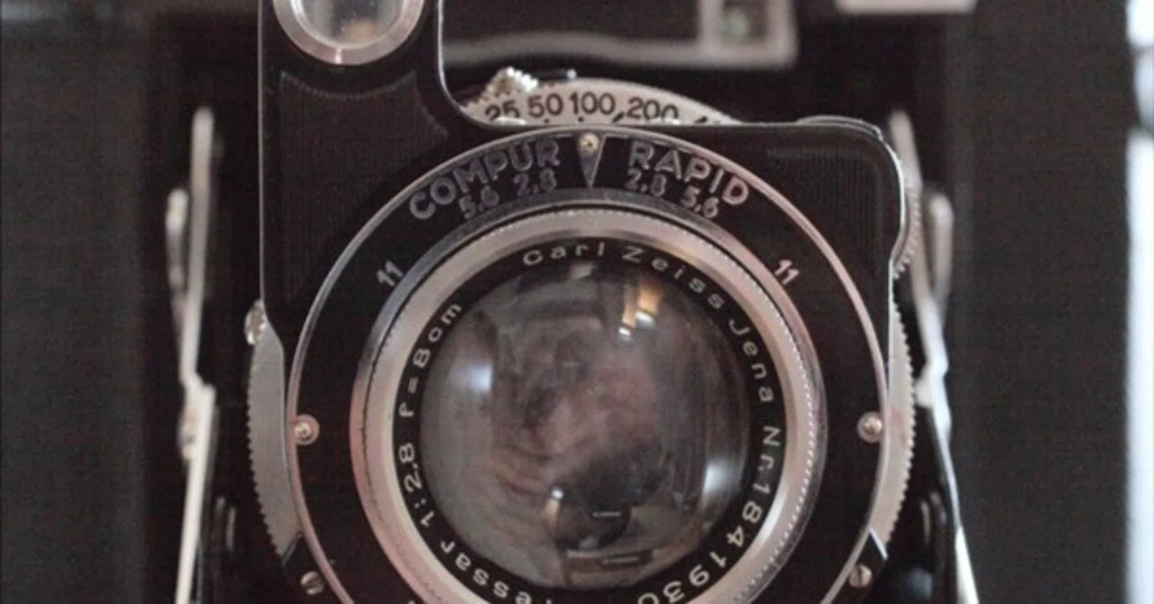 Zeiss Ikon Super Six 530/16 / Tessar 80mm f/2.8｜いつかどこかで
