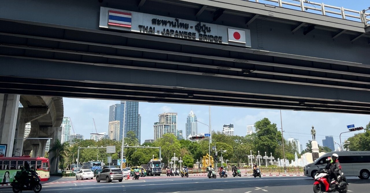 Amazon.co.jp: 実物 タイ ポリス/Thai Police ヘルメット
