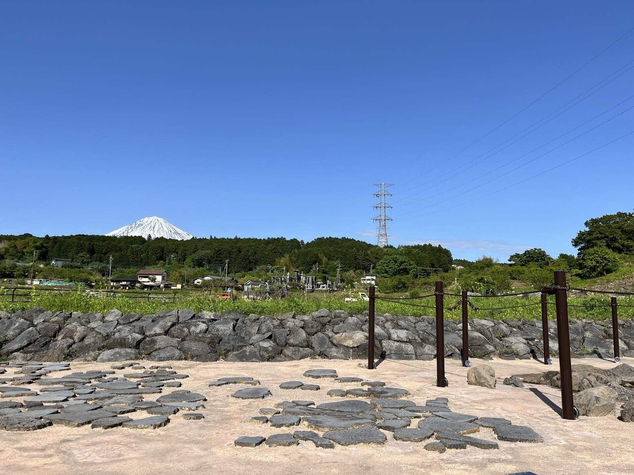 日本で最初に富士山を拝した人々が住んだ村 大鹿窪遺跡と縄文の記憶