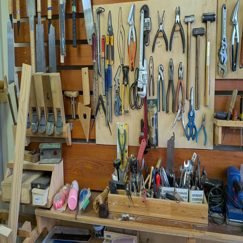 最強DIYルーム発見！夢の作業場が格安でこんなとこに？！｜YAKU KNIVES