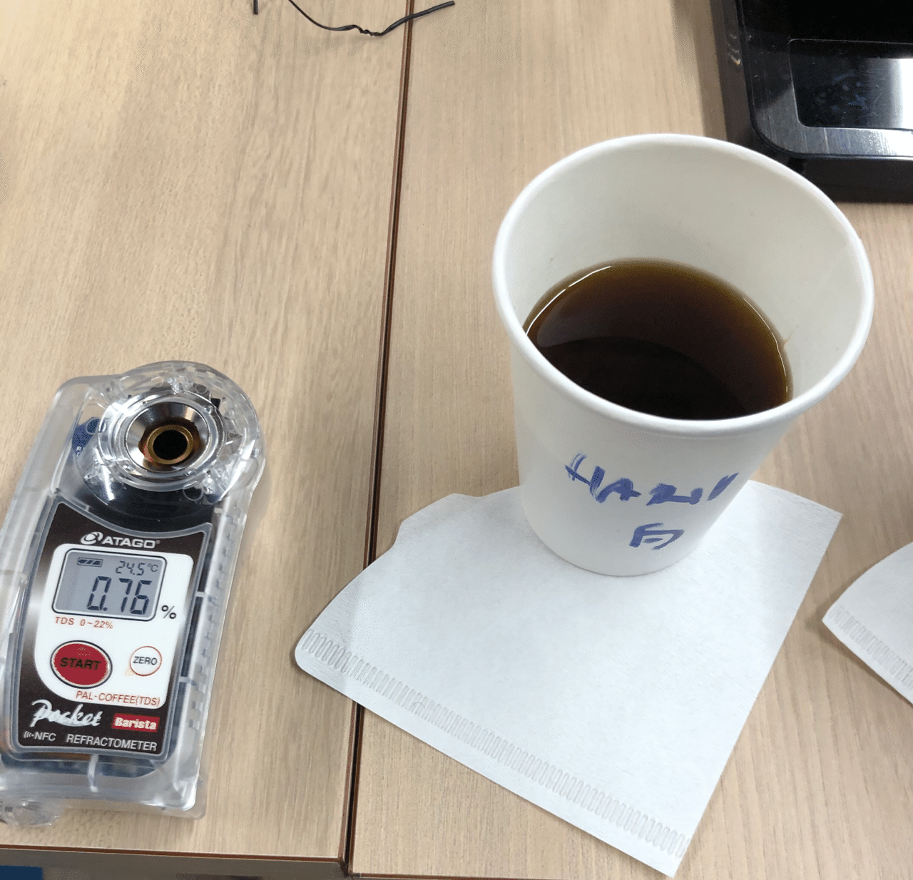 カナエミナコーヒーペーパーフィルター ドリップ ろ紙 濾紙 ハリオ 01m V60用 無漂白 円すい形 円錐形 1 2杯用 40枚入カナエミナコーヒーペーパーフィルター 無漂白 ドリップ ろ紙 1 2杯用 V60用 01m 円すい形 円錐形 40枚入 ハリオ 濾紙