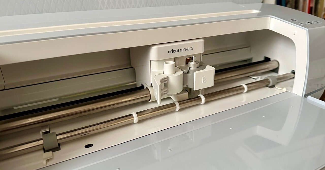 カッティングマシンCricut Maker3(クリカットメーカー)買って