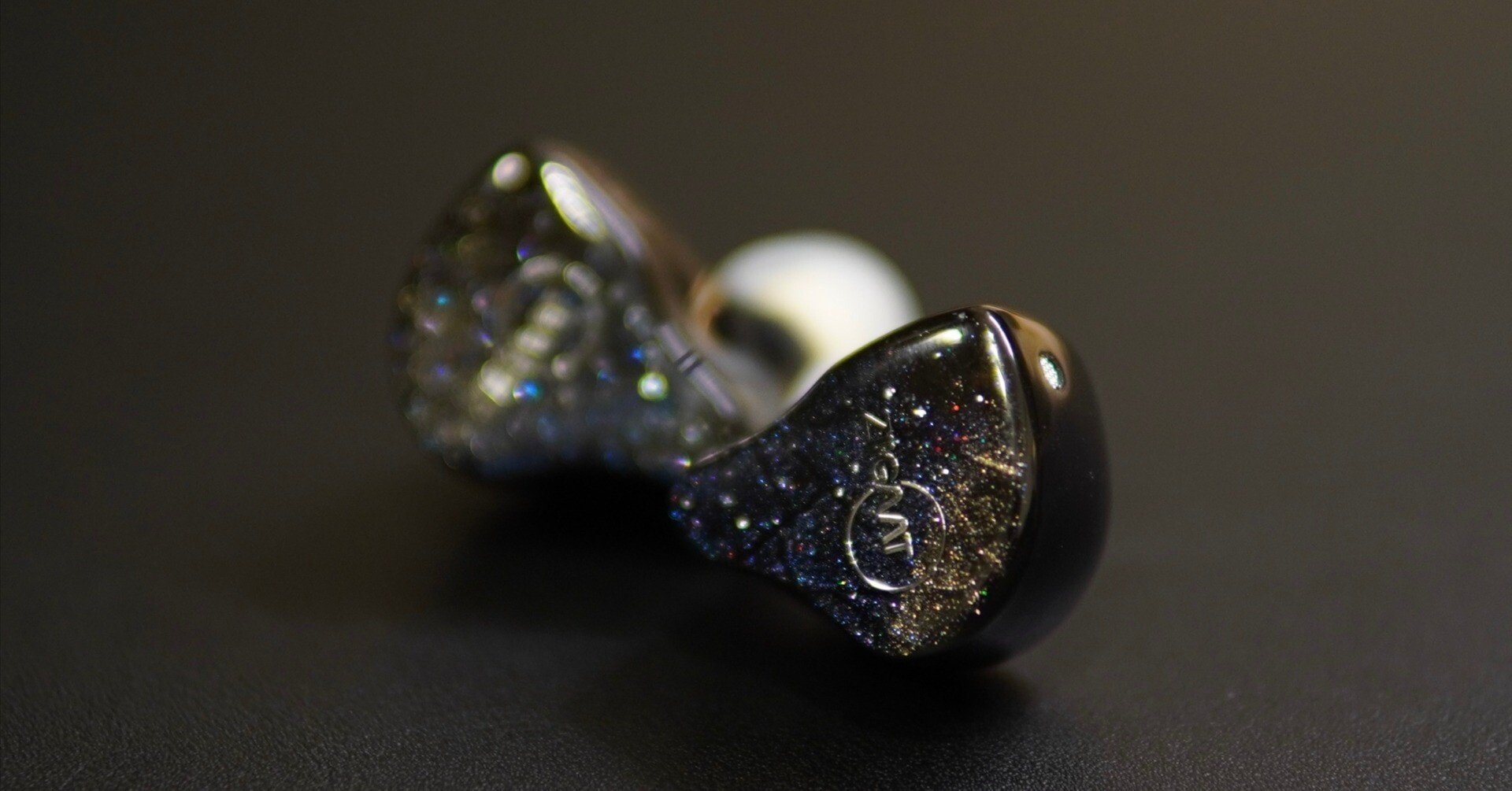 レビュー｜ZiiGaat Lushは音質に振り切った気持ちの良いイヤホン