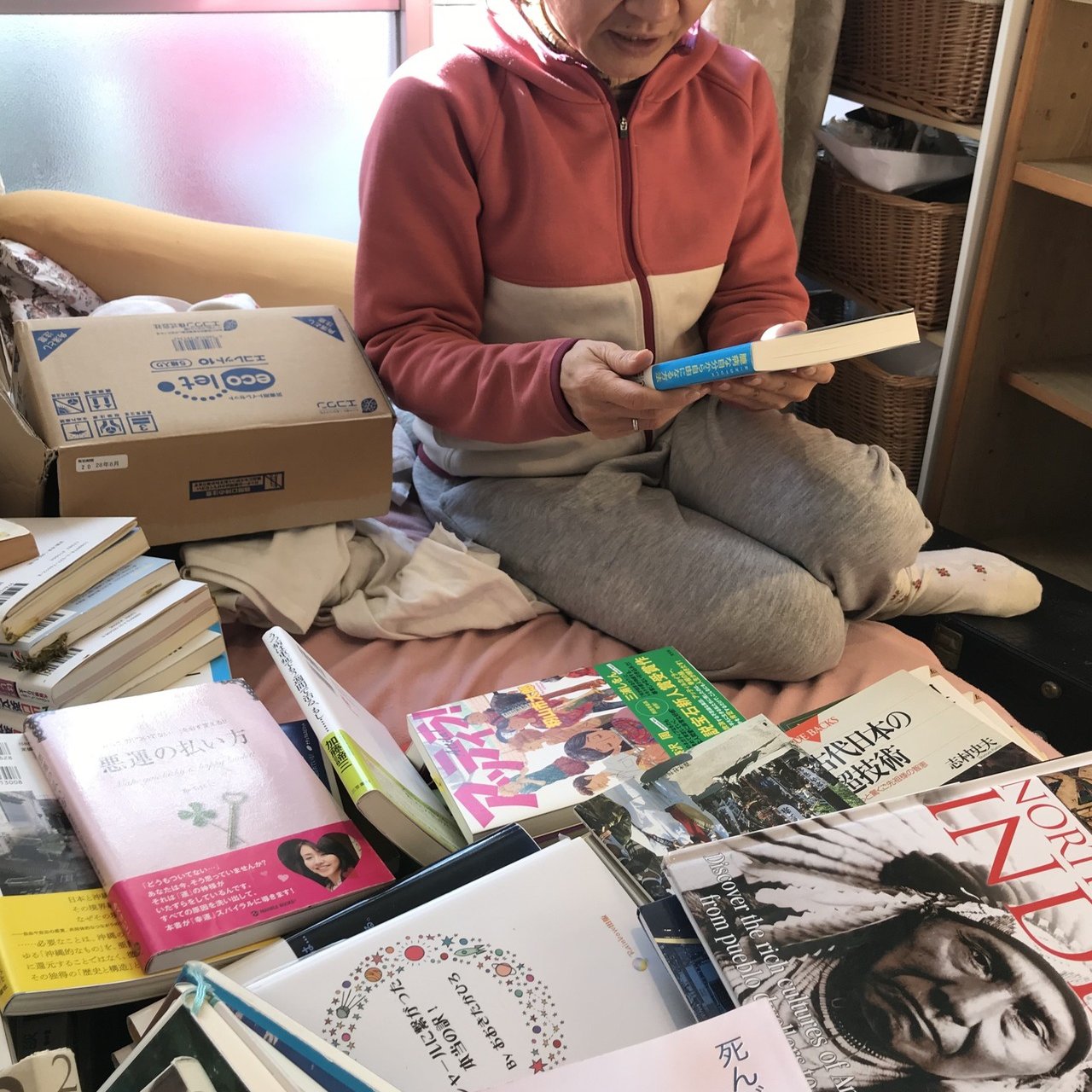 断捨離のプロがやってきた〜2日目「本」編｜erilin