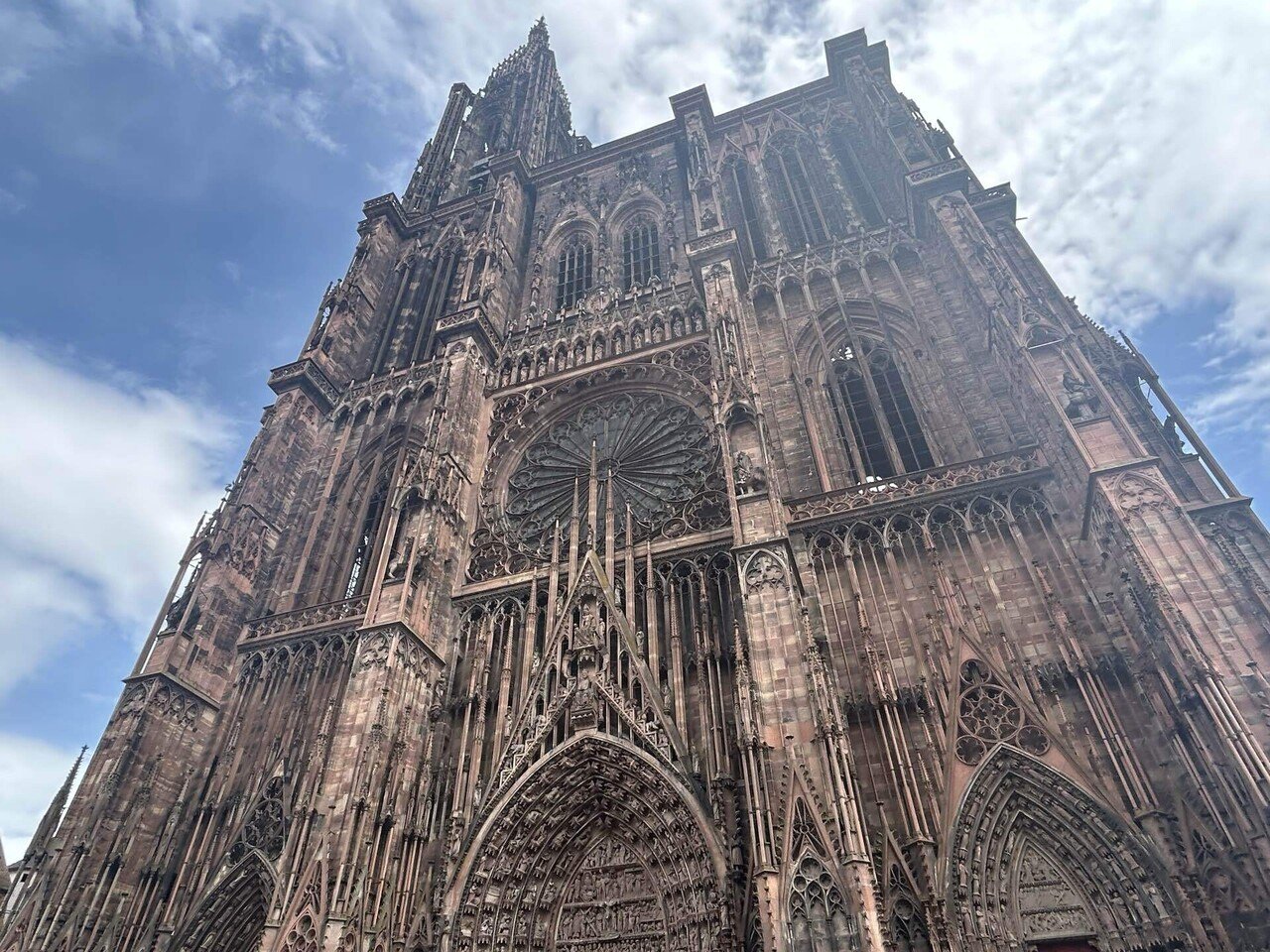 デカすぎ異常建築が見たい〜フランス・ストラスブールのノートル・ダム
