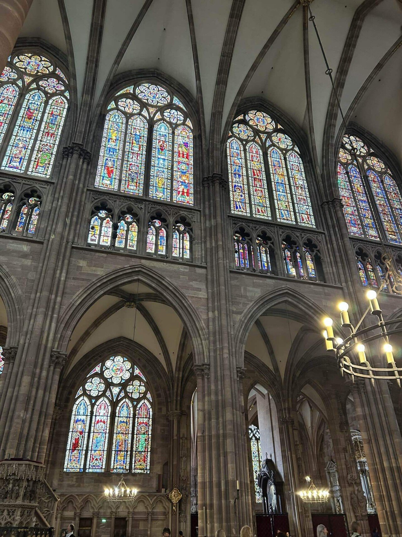 デカすぎ異常建築が見たい〜フランス・ストラスブールのノートル・ダム