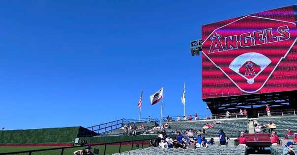 カージナルスの本拠地ブッシュスタジアム セントルイス｜toyotaboxy