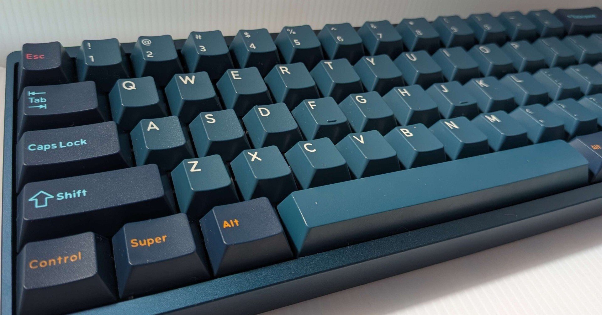 夜の打鍵記録 #18｜Neo65Cu × HMX COSMIC PURPLE/LUNAR STONE × Drop