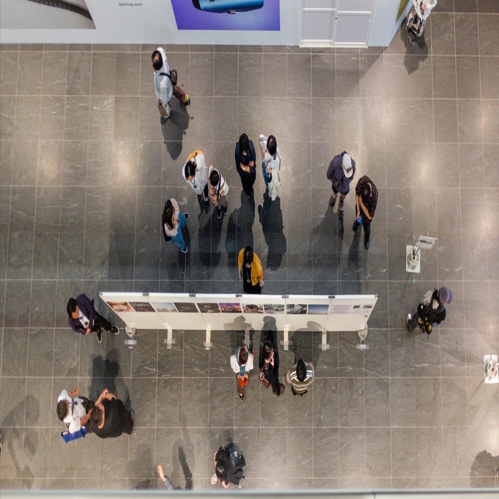 結局、どうやって稼いでるのか分からなかった -photo poster project