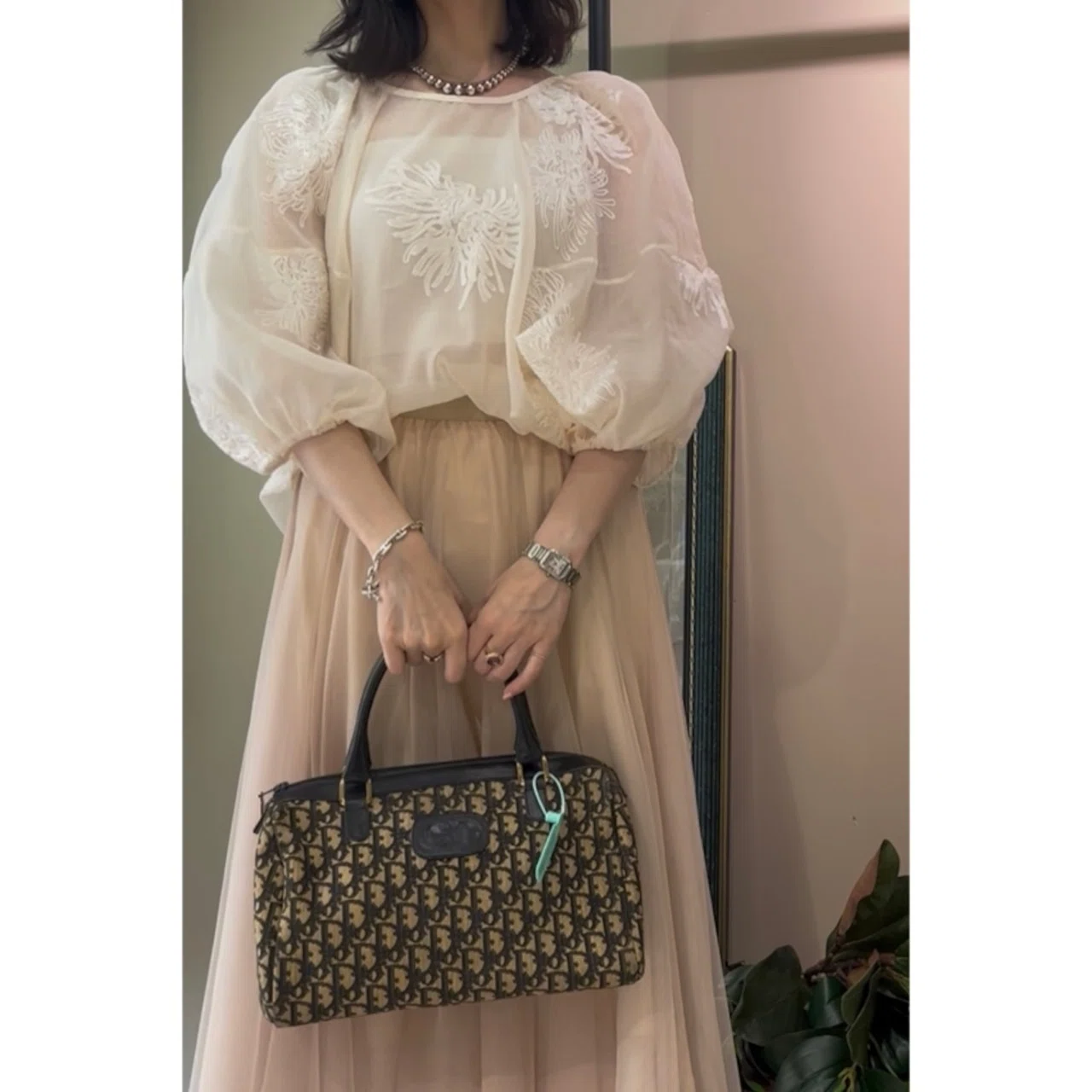 Diorの名作】トロッター柄とは？誕生の歴史と今再び注目される理由