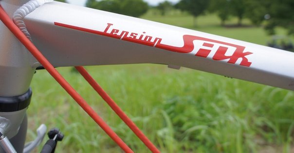 Prime Noosa カーボンクリップオン エアロバー Prime Noosa Carbon Clip-on Aerobar（カーボンクリップオン