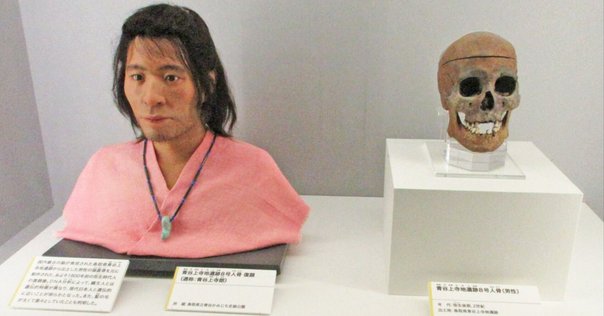 弥生時代の青銅武器の鋳型、全国で初めてセットで発見 福岡の