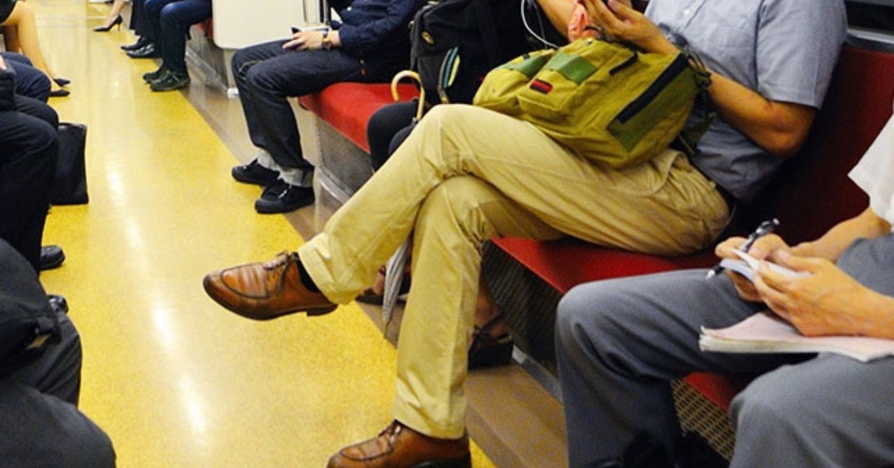 稔 第10回 電車で足を組むことについて 鳴田麻未 Note 稔 第10回 電車で足を組むことについて 鳴田麻未 Note