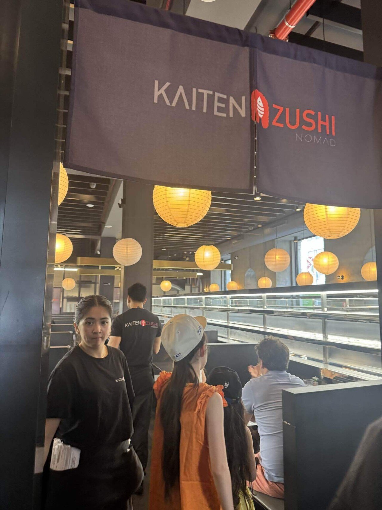 インザ寿司 毎日ニューヨークで困ってます】回転寿司デビューKAITEN ZUSHI