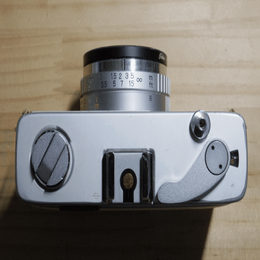 Konica C35】知人に修理を依頼したら…｜おしゃま