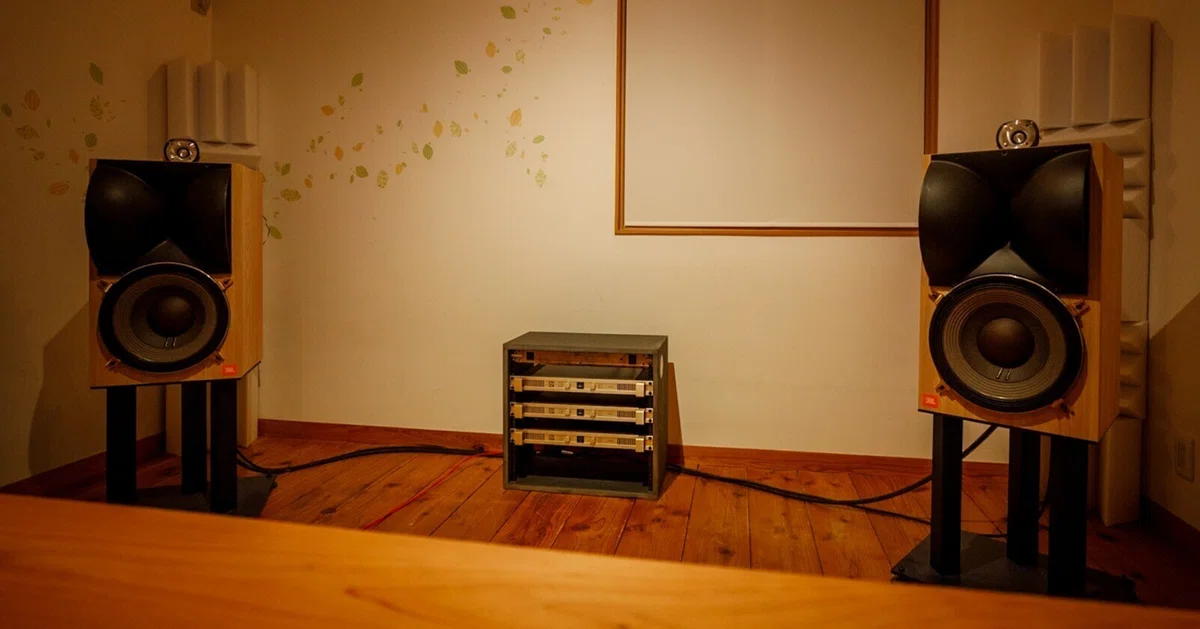 JBLスピーカー 自作　ヴィンテージ スピーカーの自作。そしてオーディオという趣味｜ROBERTOHOUSE