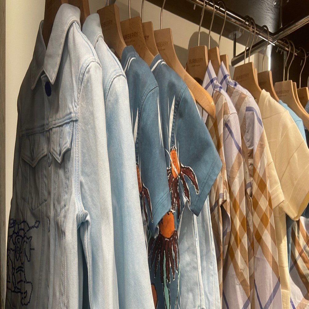 バーバリー・ロンドンアウトレット完全ガイド｜Burberry Outlet