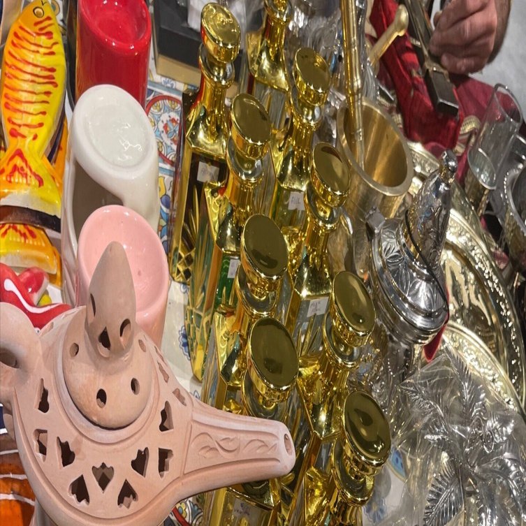 [早い者勝ち]チュニジア 万博 皿 プレート キーホルダー 香水 フレグランス チュニジア館最高すぎる🇹🇳 あの辺一帯で香る匂い良いなぁと思ったら