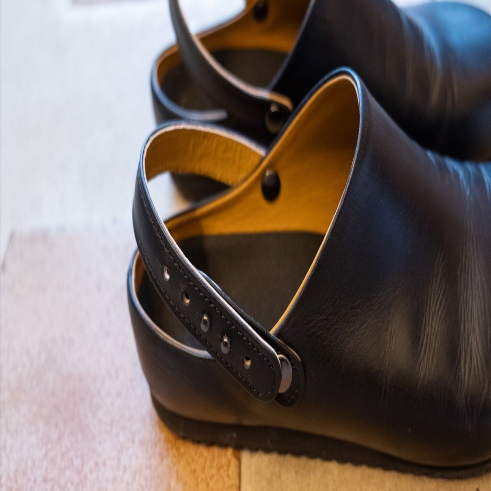 クロッグ（ベネクシー270）にバックストラップをカスタムしてみた